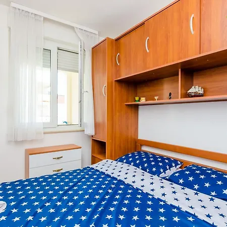 Apartment Solitudo Living